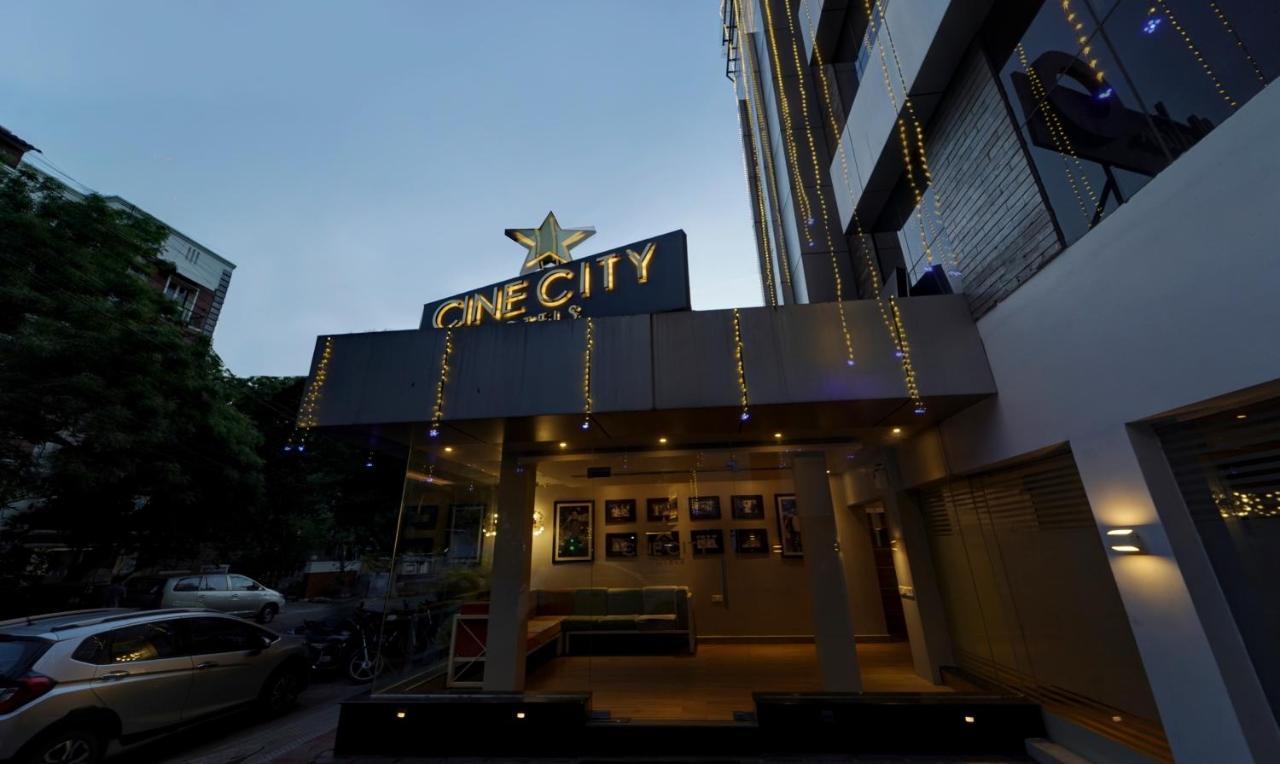 Treebo Trend Cine City チェンナイ エクステリア 写真