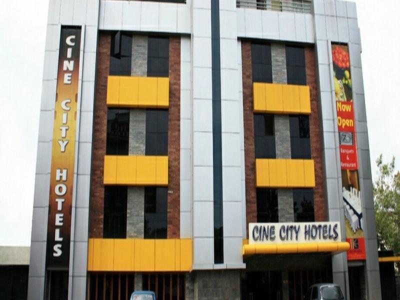 Treebo Trend Cine City チェンナイ エクステリア 写真